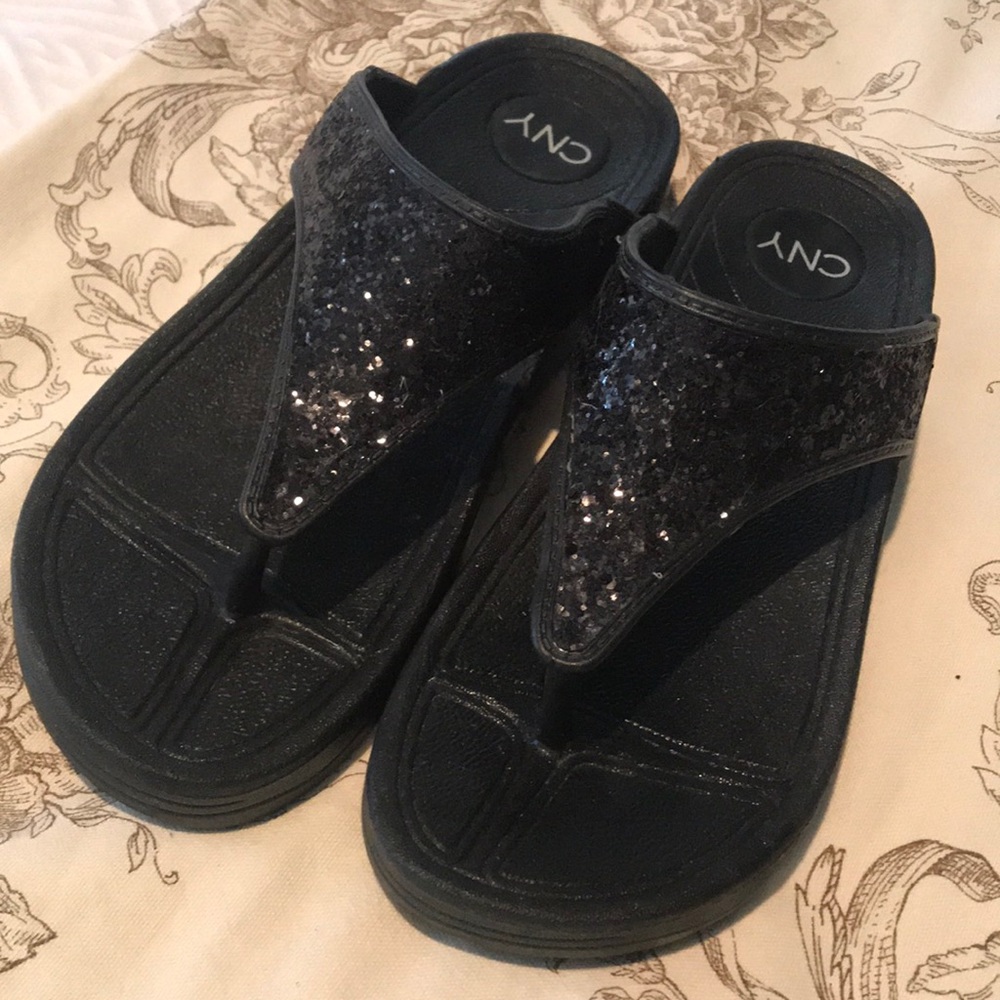 Black glitter low wedge sandals Size 8